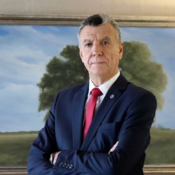 Un empresario justificó el cierre de algunas industrias: "Es el precio que hay que pagar"