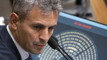 Martín Menem cruzó a Quintela: “Es un mono con un martillo en una cristalería”