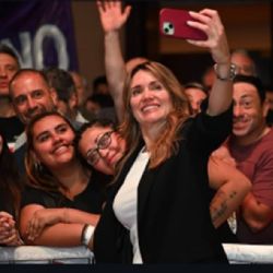 Griselda Petri llega a Diputados para bajar impuestos y regular el uso de celulares en escuelas