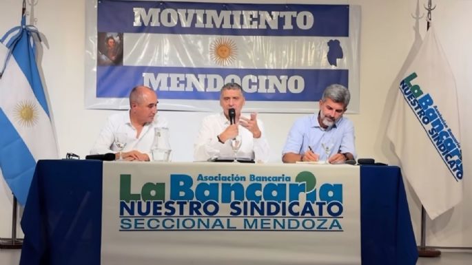 Gremios, empresarios y políticos debatieron sobre la reforma laboral