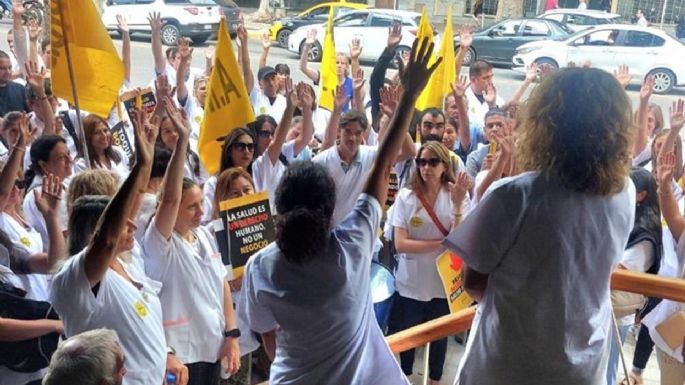 Ampros anunció un plan de lucha y llevó su reclamo contra el Gobierno a la OIT