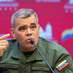 Delcy Rodríguez destituyó a una figura histórica del chavismo