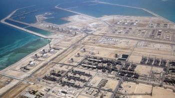 Irán atacó la terminal de gas natural licuado más grande del mundo en Qatar