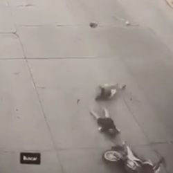 Un motociclista murió degollado tras chocar con una soga que estaba atravesada en la calle