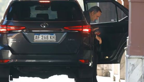 Quiénes son las personas que le prestaron plata a Adorni para comprar el departamento en Caballito