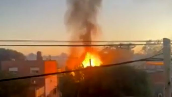 Se incendió un depósito de garrafas y varias personas resultaron heridas 