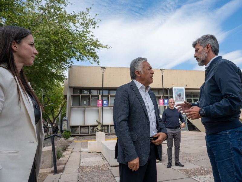 Ulpiano Suarez dijo que si es gobernador garantizará el cuidado de glaciares