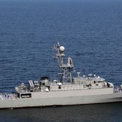 Estados Unidos hundió un buque iraní con 180 tripulantes 