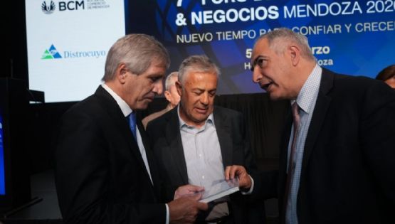 El premio consuelo que celebró Alfredo Cornejo y despertó críticas