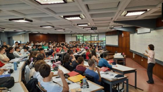 Docentes de la UNCuyo tendrán una suba salarial del 45,6%