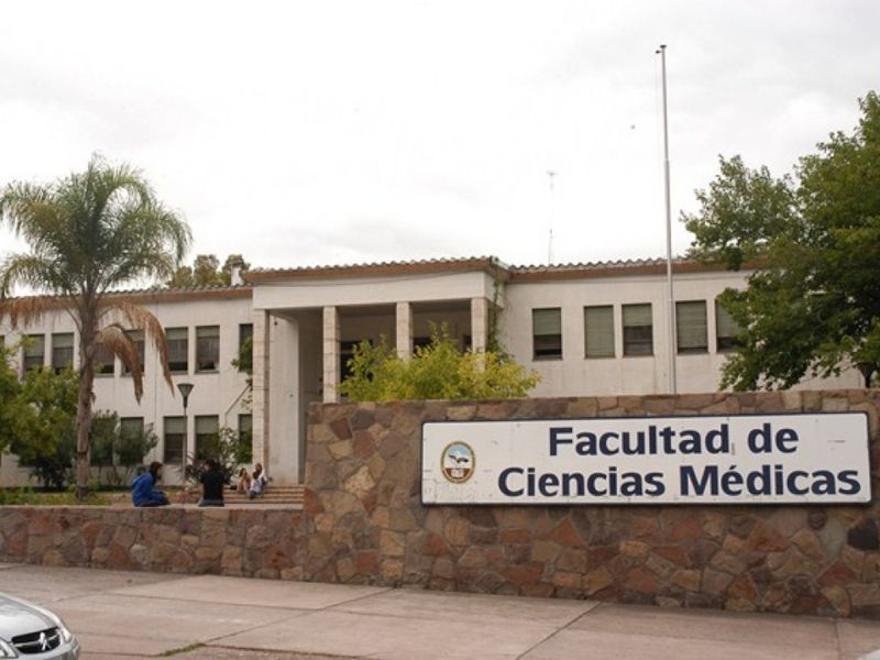 Investigan por presunto abuso de poder a funcionarios de la Facultad de Medicina