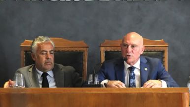 Foto iliustrativa de  Para Fopea, la "exhortación" de Garay "tiene sentido intimidatorio" por decirla al lado de Cornejo