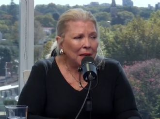 Carrió cargó contra a Adorni y vaticinó que Milei no será reelegido 