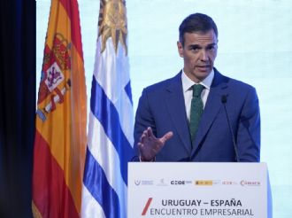 España regularizará a unos 500.000 inmigrantes con solicitudes abiertas hasta el 30 de junio 