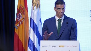 España regularizará a unos 500.000 inmigrantes con solicitudes abiertas hasta el 30 de junio 