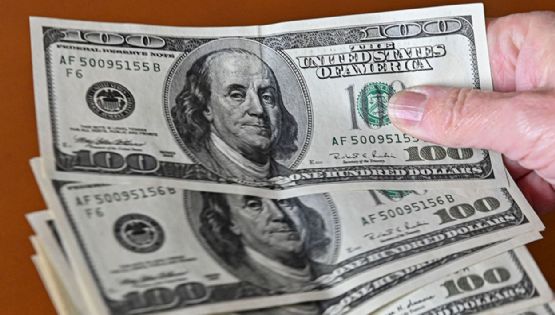 El dólar oficial sigue con tendencia a la baja