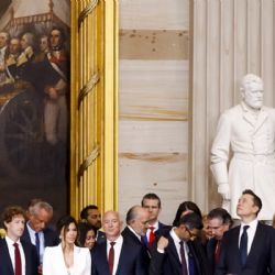 Así condicionan nuestra vida y la democracia milmillonarios como Musk, Bezos o Zuckerberg