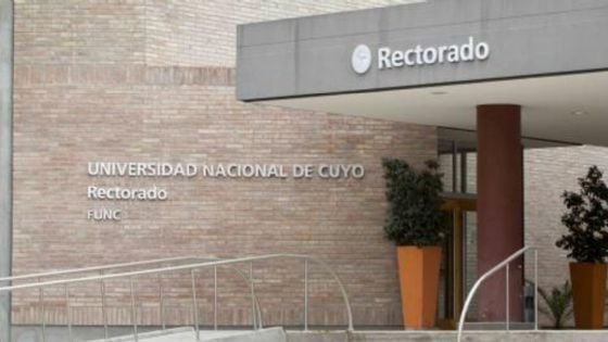 Erosión institucional en la UNCuyo: cuatro años sin Asamblea y un Plan Estratégico sin datos
