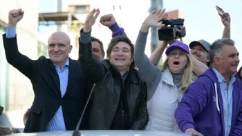 Seis gobernadores negocian un frente de centro para enfrentar a Milei