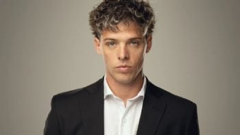 Inhabilitaron a Santiago Maratea por conducir sin cinturón y grabarse 