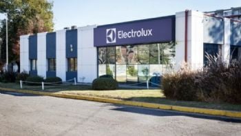 Una empresa cierra su producción de heladeras y 150 operarios podrían quedar sin trabajo 