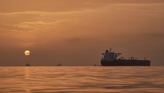 Emiratos Árabes Unidos sale de la OPEP en plena crisis por el cierre de Ormuz