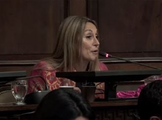 Una diputada se despidió de la Legislatura leyendo un poema de su autoría
