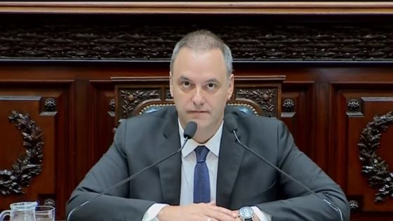La Justicia detectó que Manuel Adorni recibió fondos en criptomonedas siendo funcionario