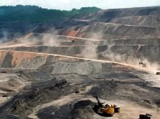 Imputan a dos mineras operadas por Glencore por presunta corrupción y daño ambiental