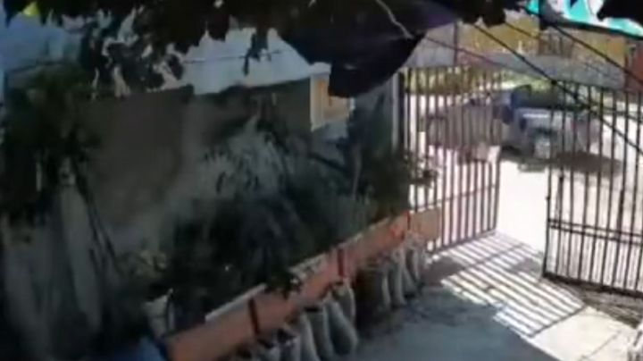 Video: robaron la camioneta a un jubilado en Las Heras y lo arrastraron varios metros