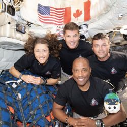 Los astronautas de Artemis II regresan el viernes de su histórica misión a la Luna