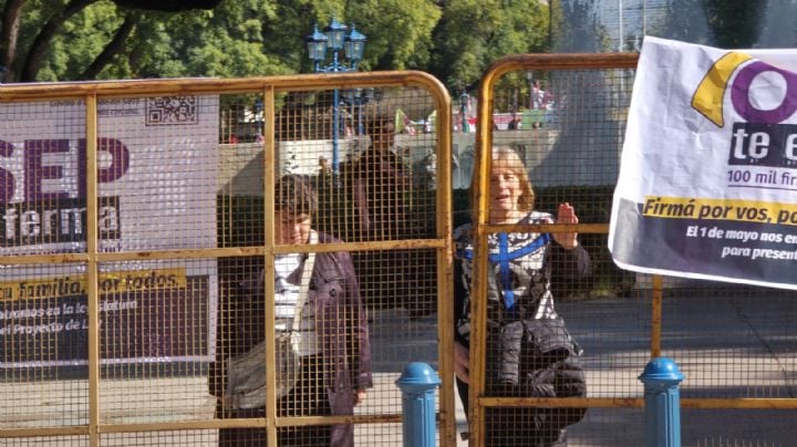 Para quién son la vallas que rodean de la Legislatura 