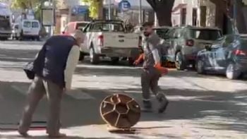 Explotó una alcantarilla en el límite entre Ciudad y Godoy Cruz
