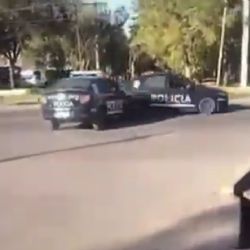 Chocaron dos patrullas durante una persecusión a una moto