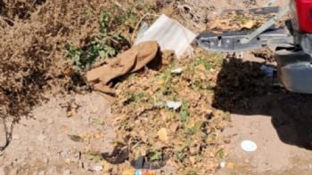 Indignación en Vertiendes del Pedemonte: arrojan basura a diario, pese a las limpiezas