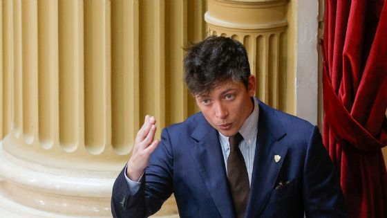 Santiago Caputo viajó a EEUU tras la reunión de Donald Trump con Xi Jinping