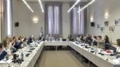 Foto ilustrativa de la nota titulada: Mendoza acompaño en una resolución federal para prevenir el grooming en las escuelas