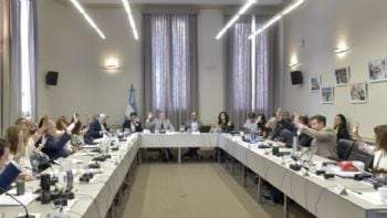 Mendoza acompaño en una resolución federal para prevenir el grooming en las escuelas