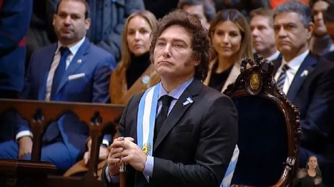 El Gobierno busca contener el malestar de la Iglesia y expone su agenda social a Colombo