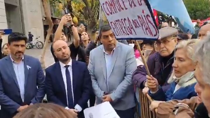 Jubilados mendocinos reclamaron la continuidad del régimen de Zona Fría