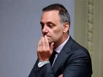 El pedido de renuncia de Adorni ya es una corriente central en redes sociales
