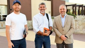 El tridente municipal que coquetea con abrir un frente común
