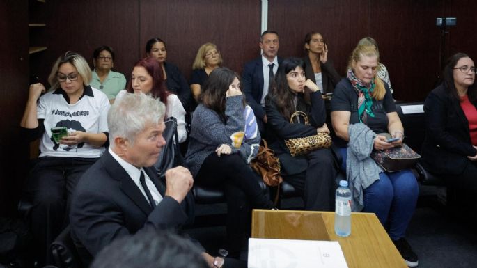 Declaran los forenses que realizaron la autopsia a Diego Maradona 
