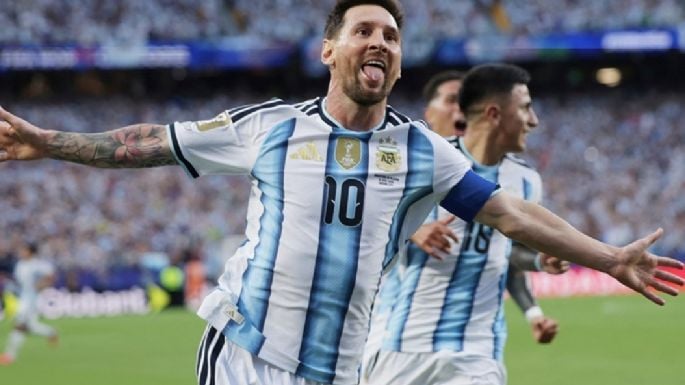 Con tres golazos de Messi, Argentina debutó y le ganó a Argelia