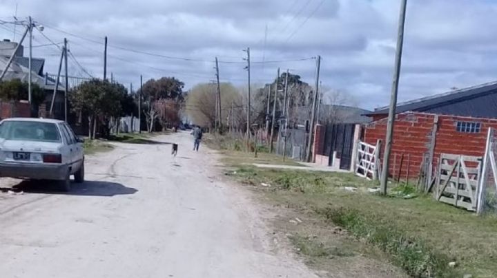 Atacaron un móvil policial en el Barrio Santa Teresita