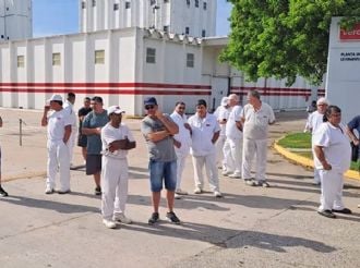 Trabajadores de lácteos Verónica llevan 6 meses sin cobrar