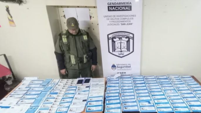 Condenaron a una funcionaria de San Juan por emitir DNI falsos