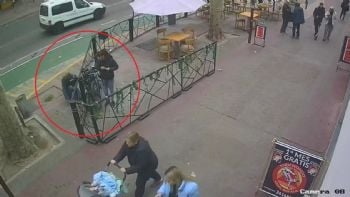 Plena calle San Martín: así le robaron la bicicleta a un conocido periodista de Mendoza